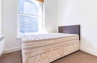 Westmorland Road, Newcastle Upon Tyne, Newcastle - Image 2